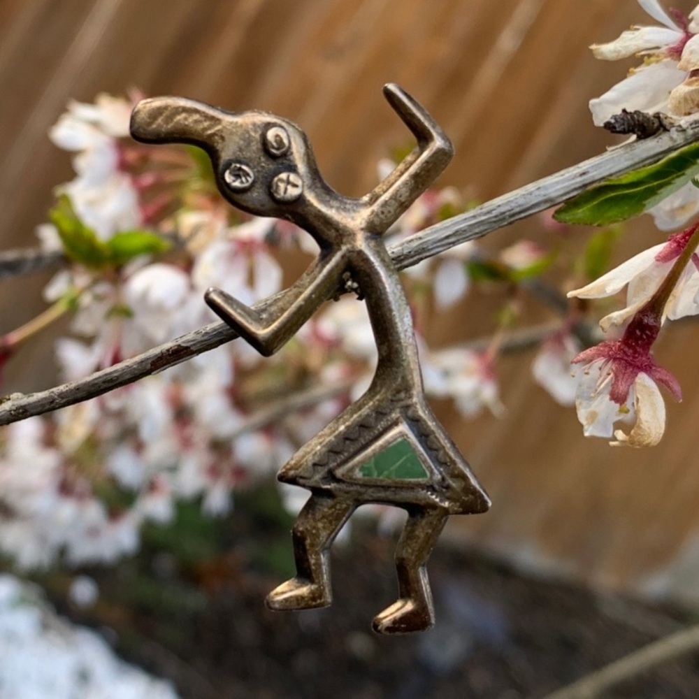 DANCING KACHINA SILVER Native American vintage pin